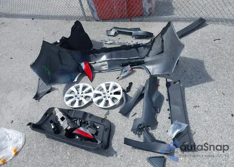 2024 Toyota Corolla Le из США, поврежденный, VIN 5YFB4MDE9RP156180